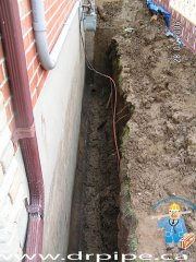 excavating-foundation