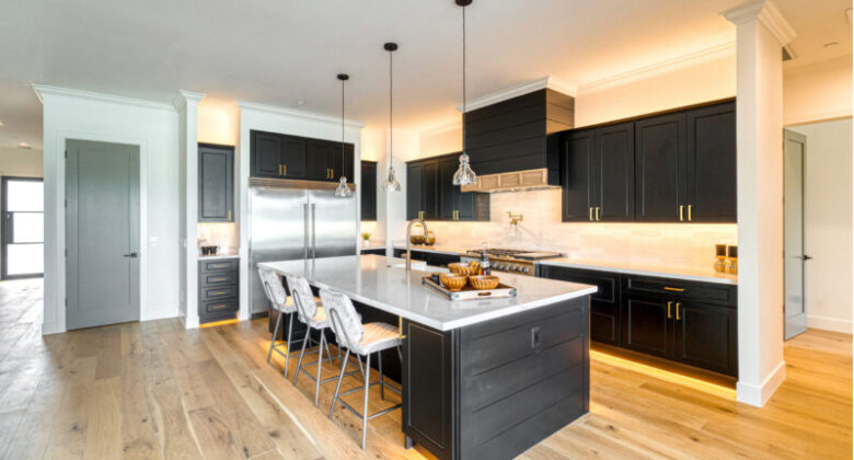 Black-And-White-Kitchen-Designs