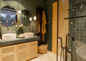 Bathroom renovation cost in Toronto with Dr. Pipe